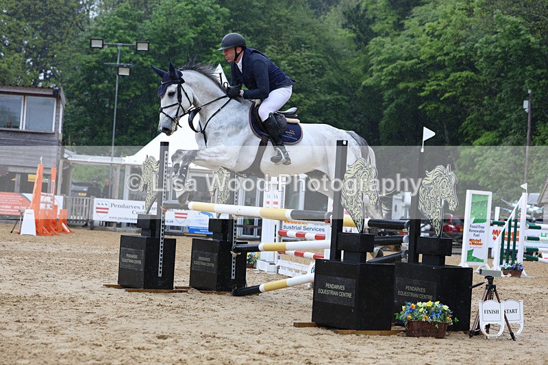 3E7A7251 - Class 7: Senior Newcomers/1.10m open
