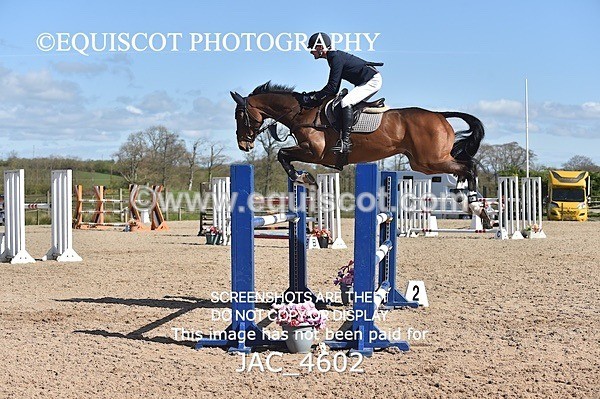JAC_4602 - CLASS 11 SAT Andrew Hamilton Coach, RHS Foxhunter Championship Qualifier