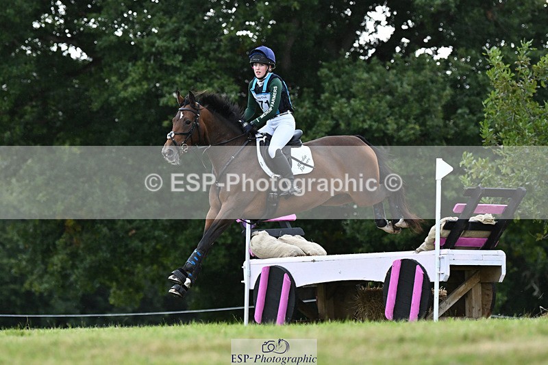 240825X-173845-37986 - 80cm XC 17.30 to End