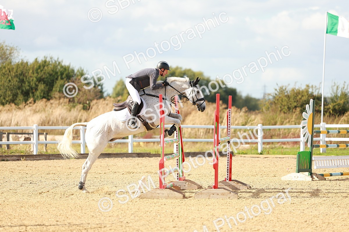 SBM_002040 - Class 5 - Senior Foxhunter - 1.20m