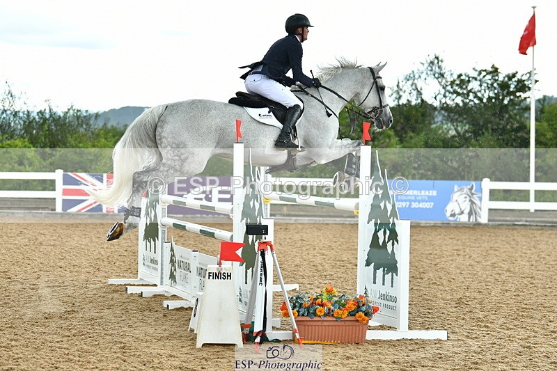 230721A-113018-05725 - Cls 18, 1 Star Silver 1.20m