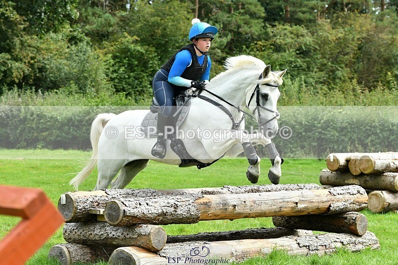 230817-142806-01288 - Theo's 2nd Group - XC