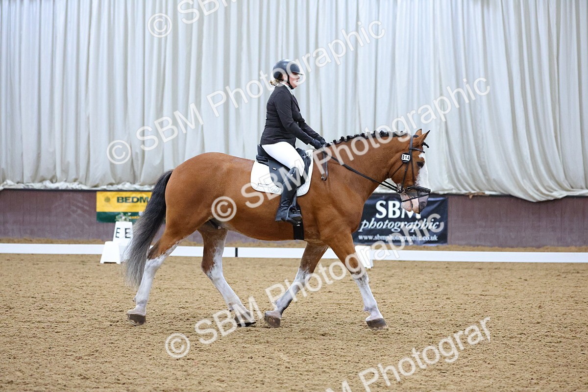 SBM_000120 - Class 2 - Intro 3 Championship - 8.51-9.47