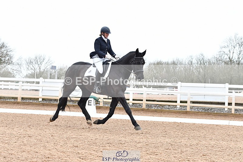 240121A-104024-00453 - Cls 5 Novice 37A