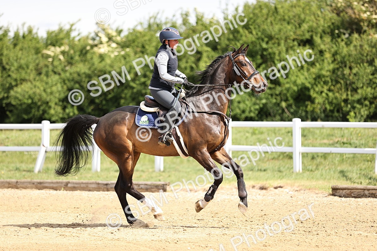 SBM_001922 - Class 8 - Clear Round