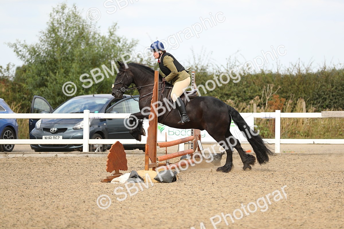 SBM_05598 - Class 48a Style & Performance 70cm (15-19)