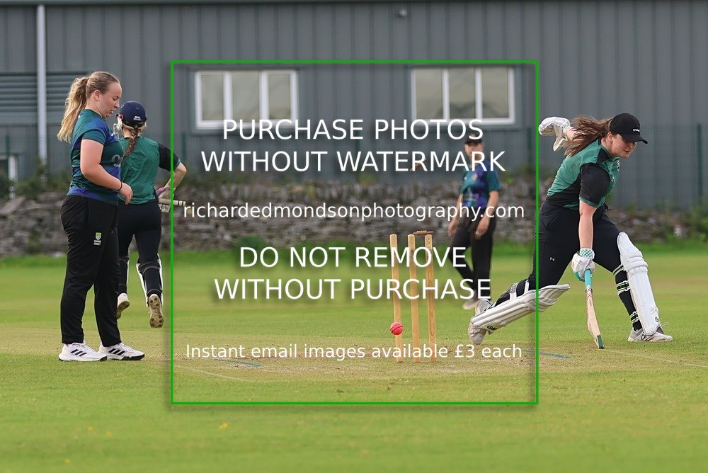 533A5657 - Kendal Cricket Women & Girls vs Carnforth Cricket Women & Girls (28/5/26)