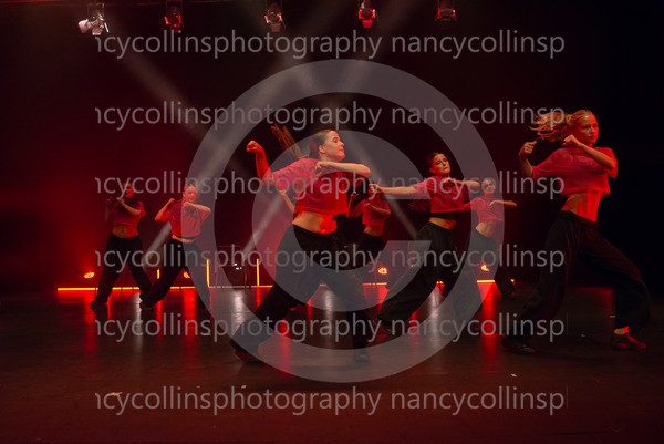 00975 - Nicki Minaj Medley