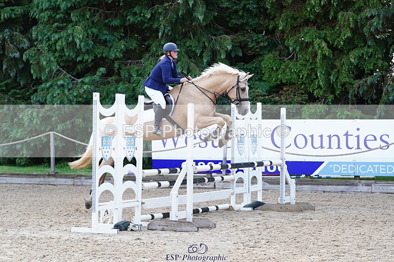 250615A-080906-09554 - Class 42 85cm Amateur Qualifer