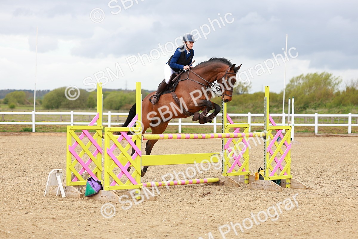 SBM_002270 - Class 10 - Senior Newcomers - 1.10m