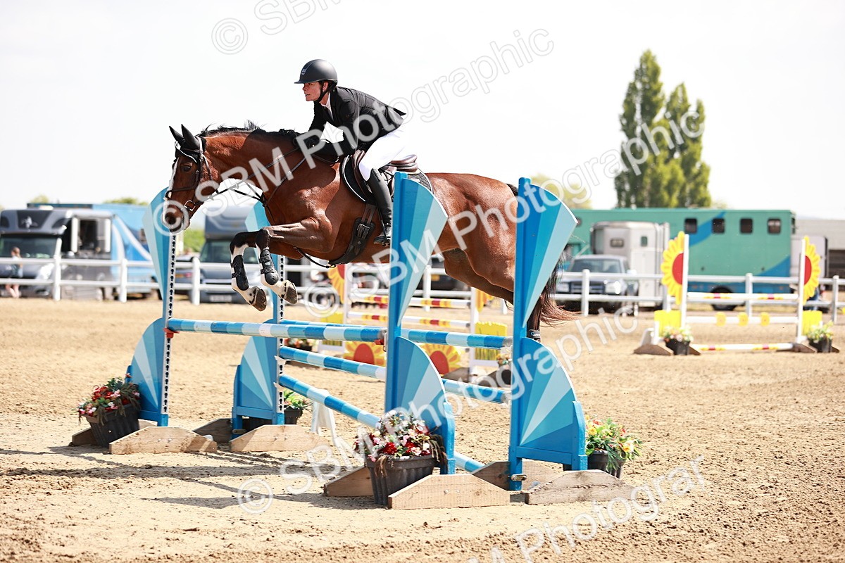  - Class 23 - Senior 1.05m