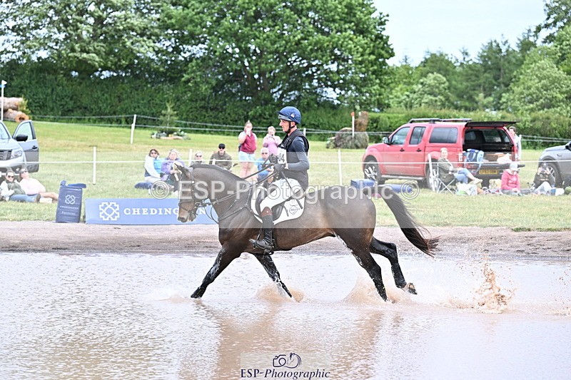 250525A-143756-16540 - D-404-Tom.Jackson-PLOT.TWIST.B