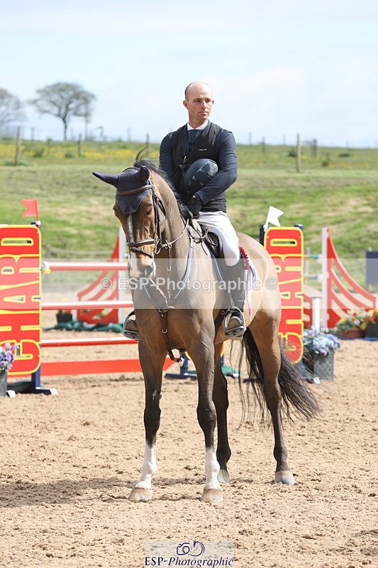 240419A-111815-06406 - Cls 2, 2 Star Small Tour 1.30m