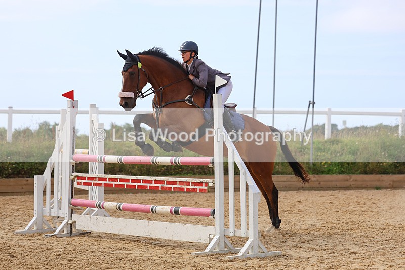 3E7A1640 - Class 13: Senior Newcomers/1.10m open