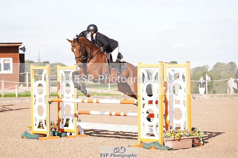 241004A-100440-00012 - Fri 01 Snr Disco & 1.00m Open