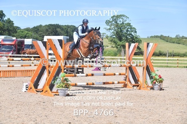 BPP_4766 - CLASS 6 Senior Newcomers/ 1.10m Open