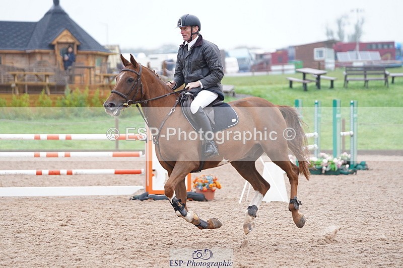 241006A-123836-06822 - Cls 20 Snr Newc & 1.10 Open