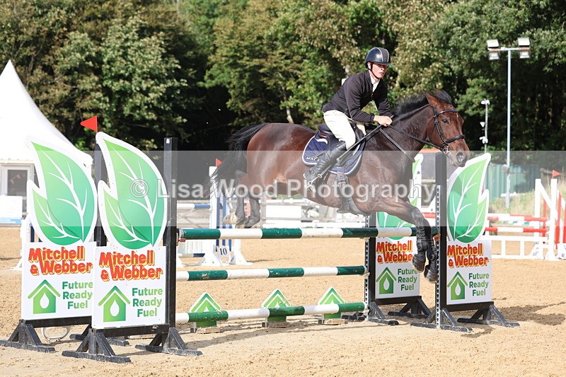3E7A0598 - Class 13: Senior Newcomers/1.10m open