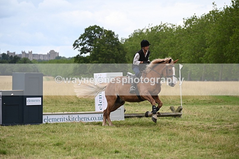 WJ6_4976 - Time at Jump 13:04 to 13:34