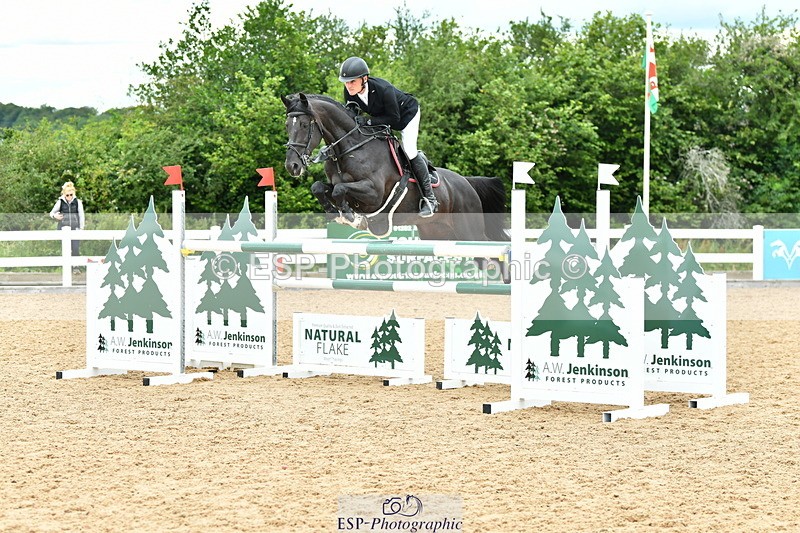 230721A-141216-06787 - Cls 22, 1 Star Gold 1.30m