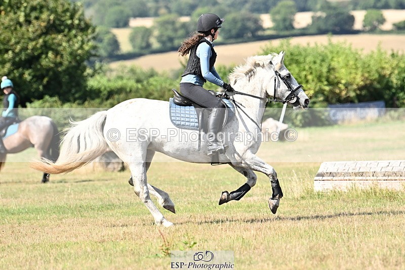 250821B-102302-00103 - Group B - Danielle