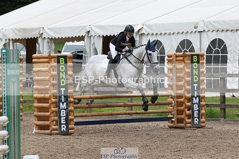 240803-105249-02041 - 017-Caitlyn_Faull-PENNINEVIEW_SUMMER