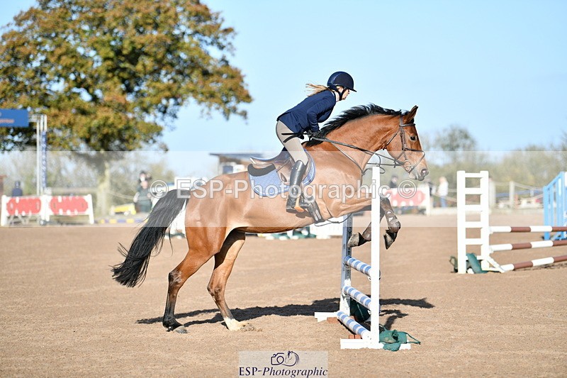 241026A-102558-00605 - SAT Cls 22+23 Club and Schools 70cm