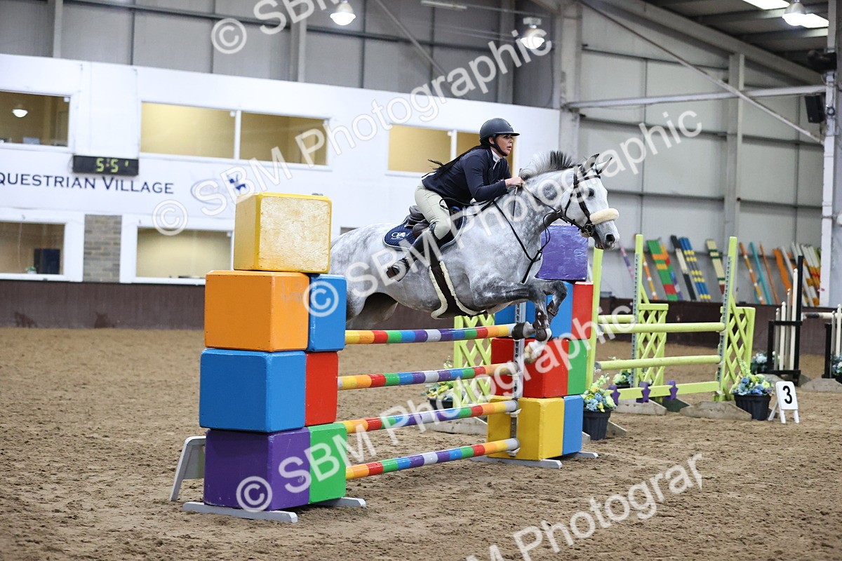 SBM_001870 - Class 4 - Senior Newcomers - 1.10m Open