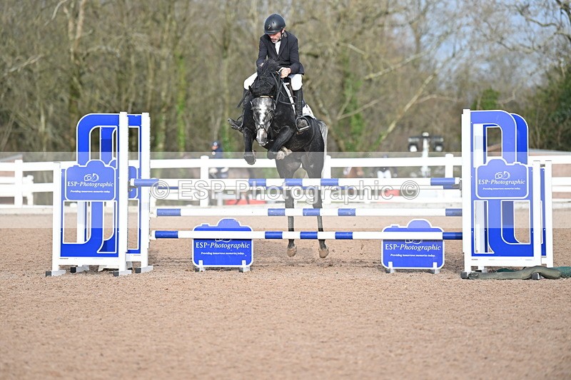 231208A-121300-00601 - Cls 5 Newcomers & 1.10m Open