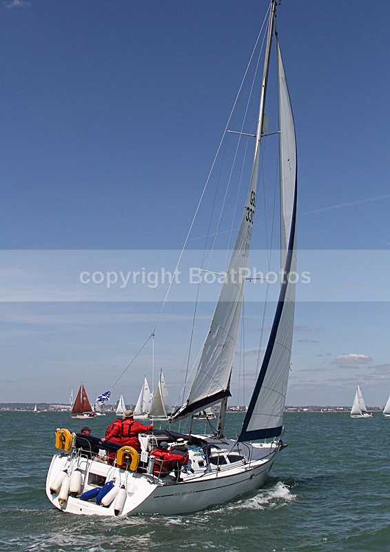 130601 POMPEY LASS IMG_8629 - ROUND THE ISLAND RACE - 1st June 2013