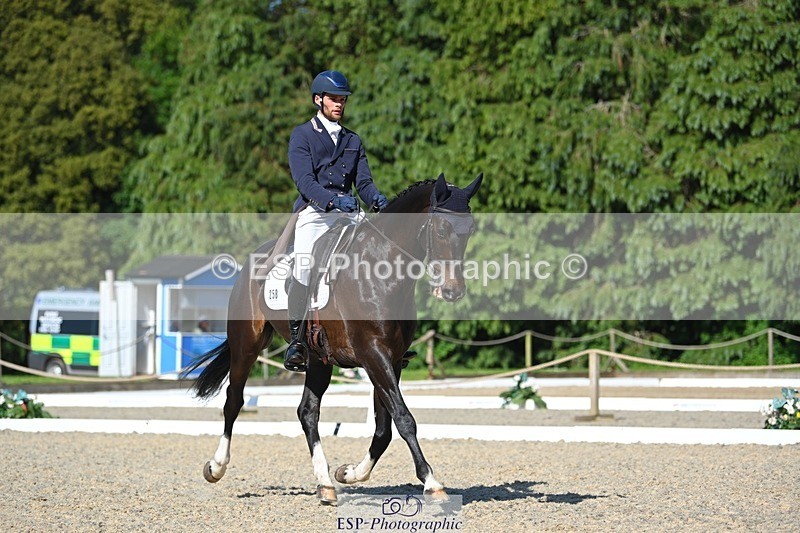 230526-165311-07423 - 258-DHI_KING_NELSON-Barnie_Brotherton-WEDTrotUp+DR