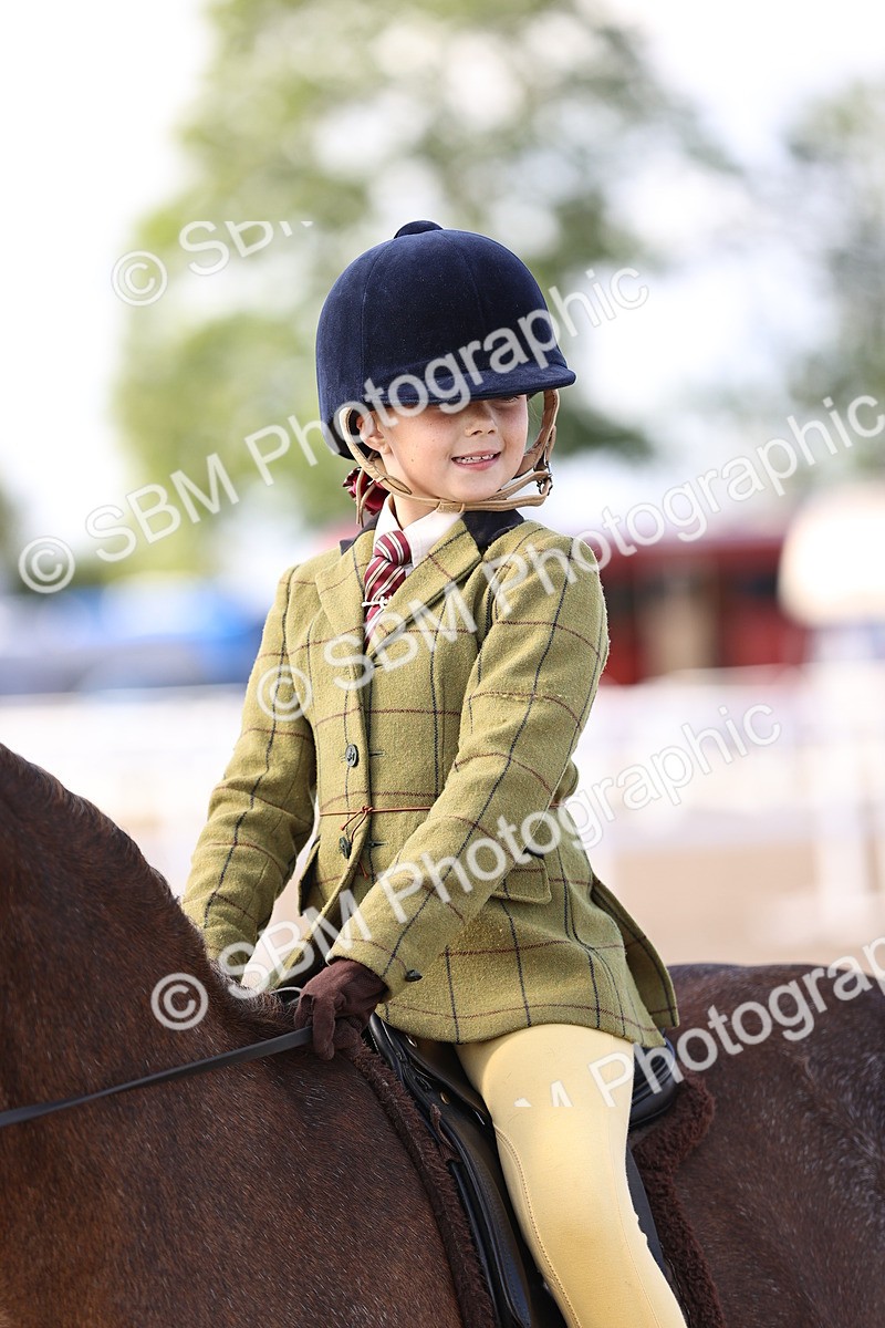 SBM_11613 - Class 408 - Grassroots Ridden - Walk & Trot