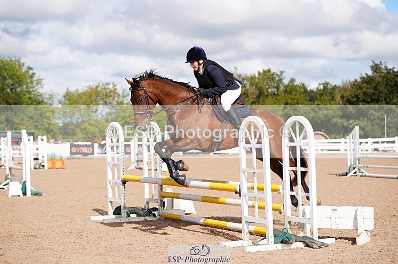 250921-111914-02642 - Cls 21+22 Club and Schools 70cm