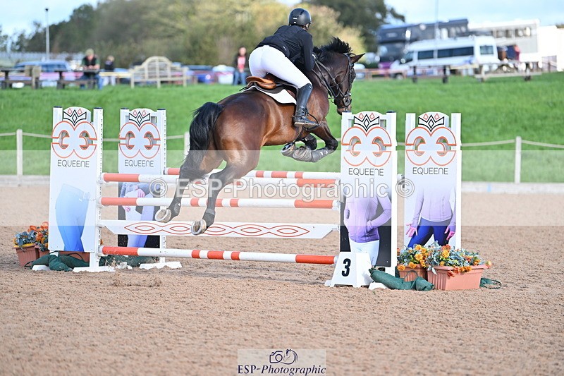 231014A-104200-04188 - Cls 18 Newcomers & 1.10m Open