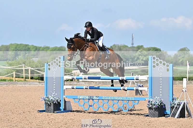 240509A-112335-01145 - Cls 9 Snr 1.20m Open