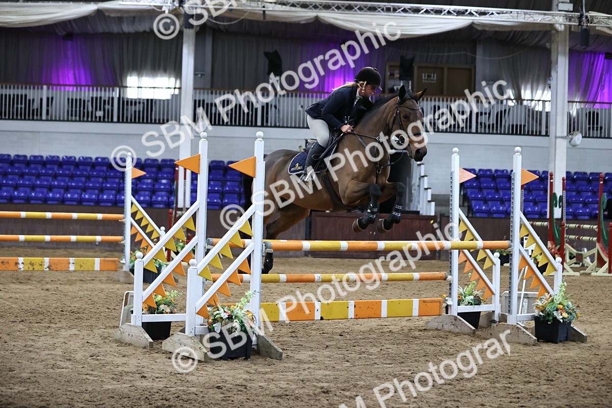 SBM_001830 - Class 4 - Senior Newcomers - 1.10m Open