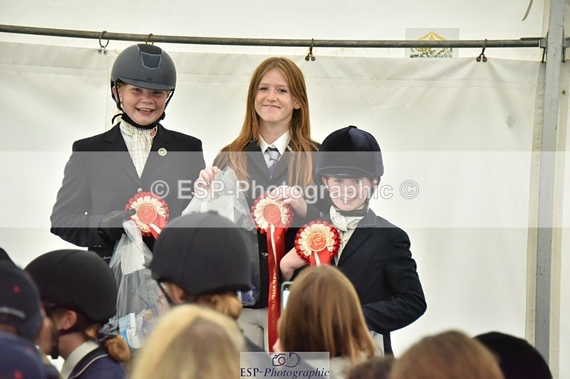 230825-171556-12992 - Friday 60cm and 70cm presentations