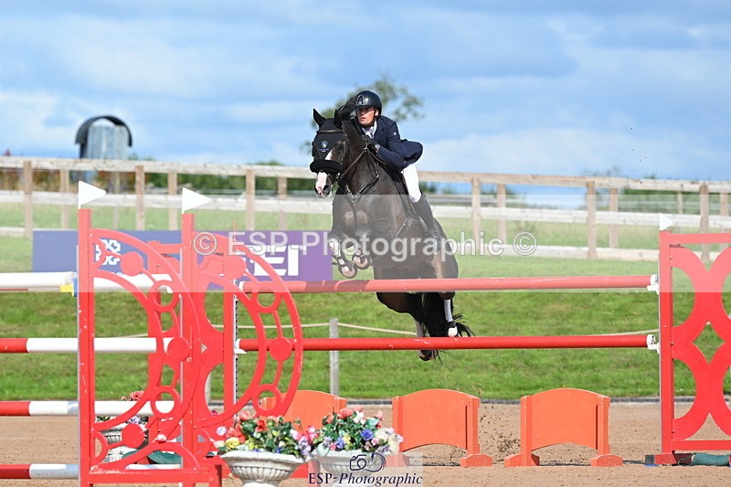 230721A-165140-07861 - Cls 10, 2 Star Big 1.45m Break to End