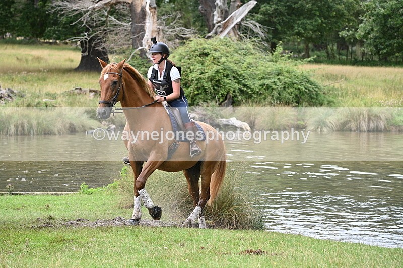 WJ7_2367 - Time at Water 11:14 to 11:36