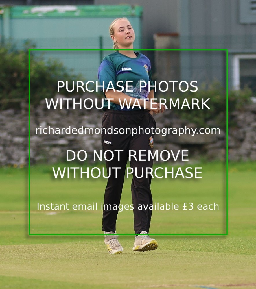533A5136 - Kendal Cricket Women & Girls vs Carnforth Cricket Women & Girls (28/5/26)