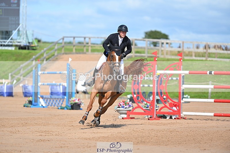 230721A-163131-07729 - Cls 10, 2 Star Big 1.45m Break to End