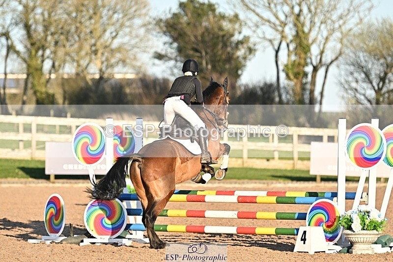 250401-182538-00665 - 80cm Classes