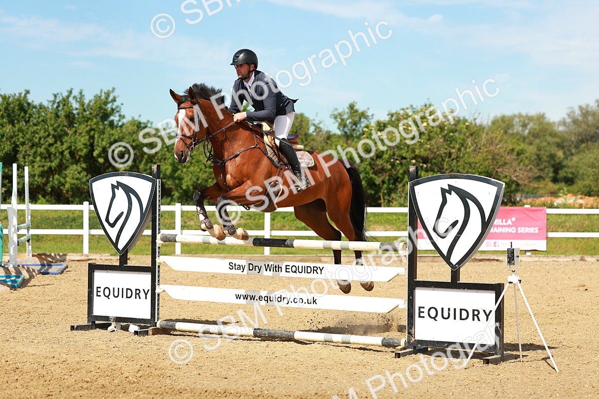 SBM_002614 - Class 4 - Senior Newcomers - 1.10m