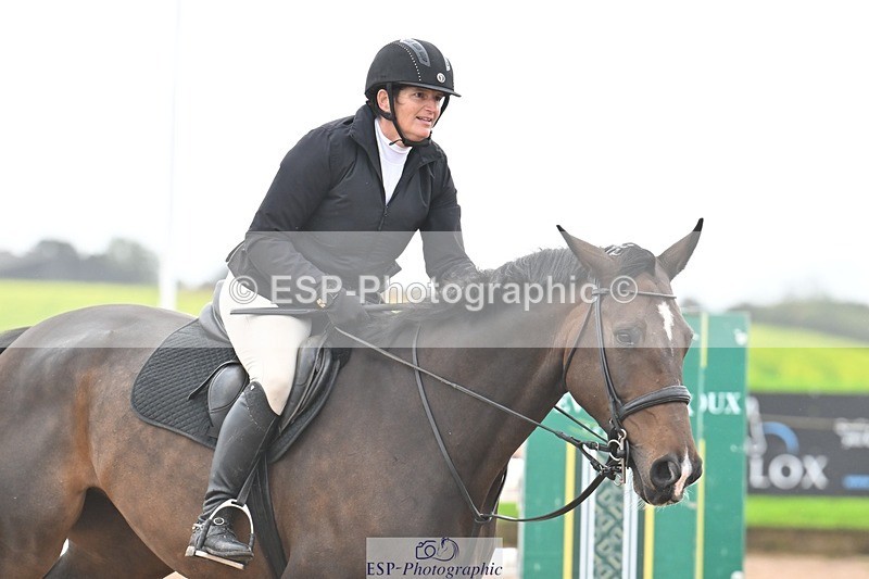 251003-132245-01101 - Cls 3 Foxhunter and 1.20m