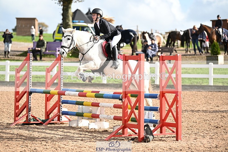 241026A-115529-00833 - SAT Cls 8 Pony Discovery and 90cm Open