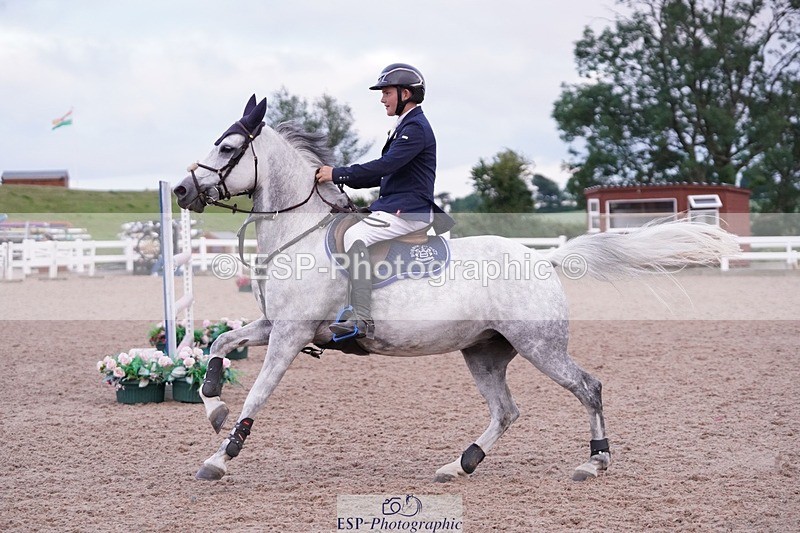 250628-204048-08645 - Cls 26 Pony Foxhunter & 1.10m Open