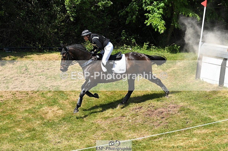 230527-151552-10621 - 353-THE_RIPPER-Bundy_Philpott-XC