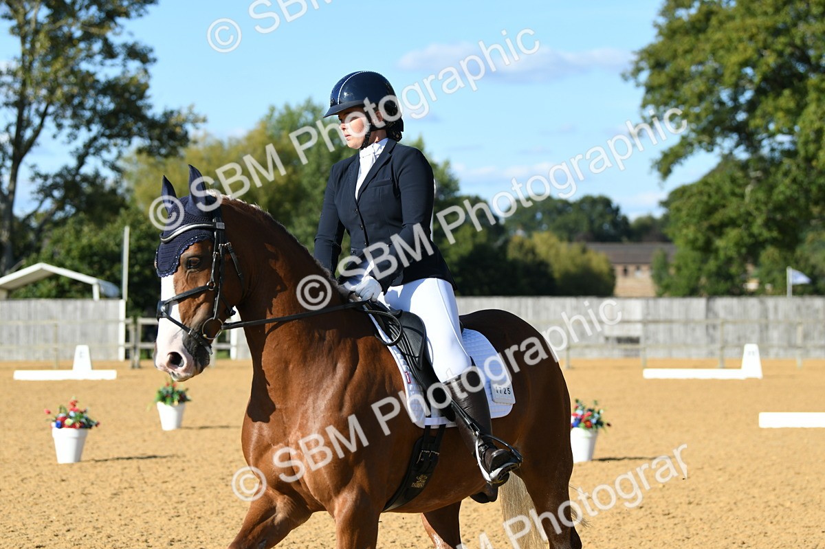 SBM_27302 - D16 - Small Tour Championship - Novice 28