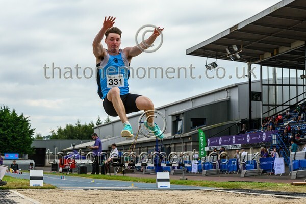 Sen25SUN-916847 - Field Male