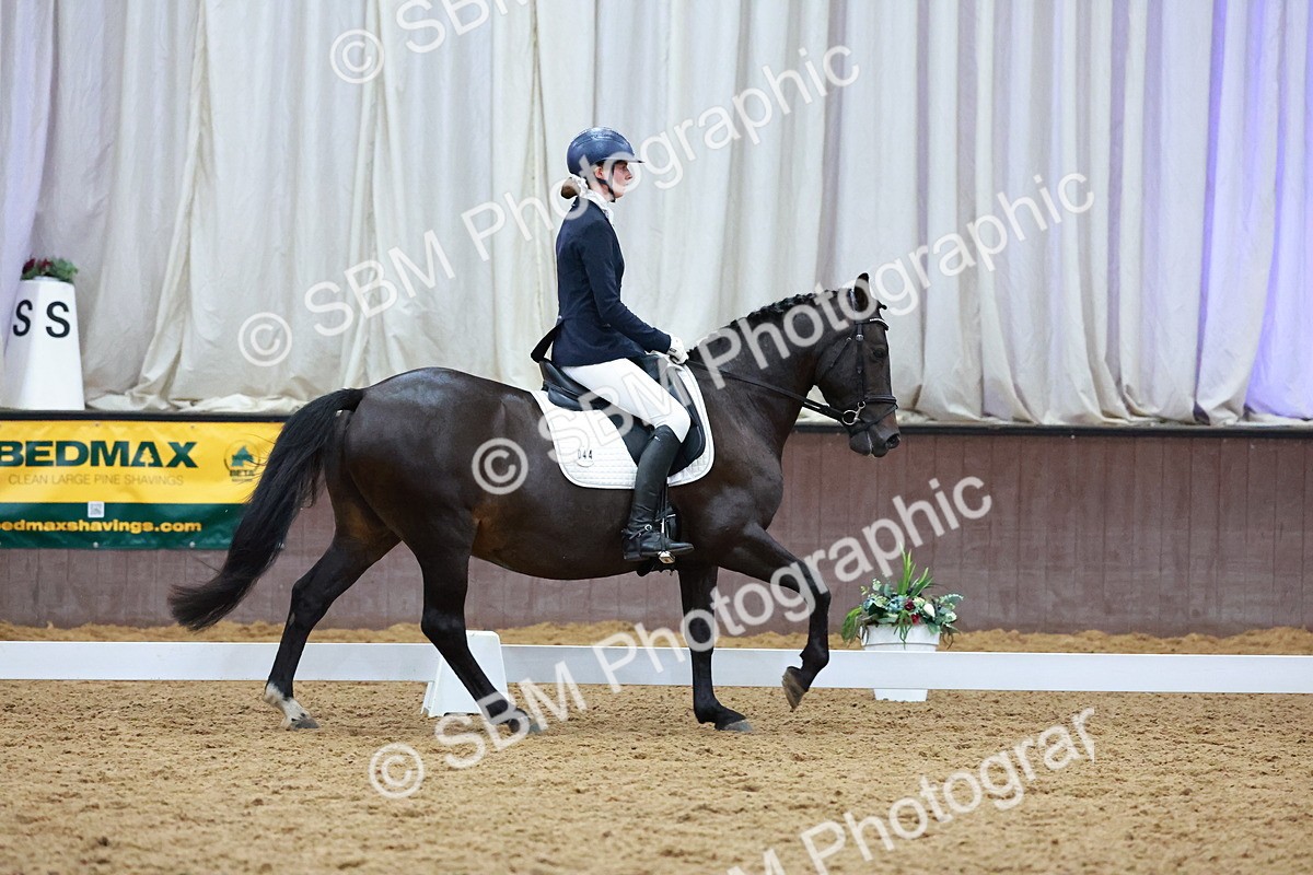 SBM_004475 - Class 12 - E2 Championship - 14.50-15.53